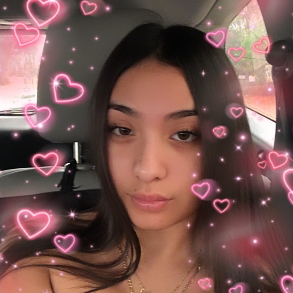 Meet your Posher, Perla